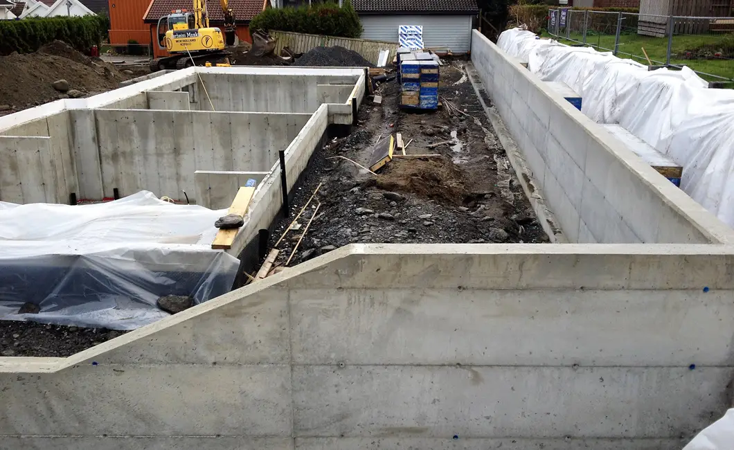 Grunnmur / Ringmur - baerheimmaskin