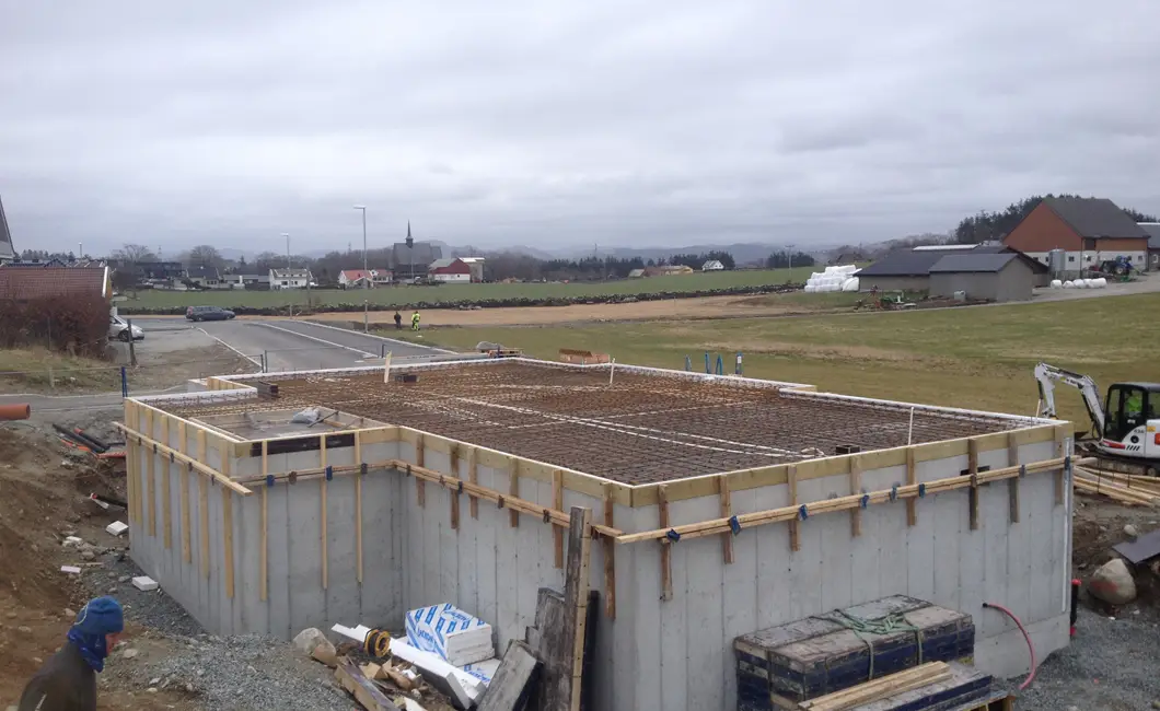 Grunnmur / Ringmur - baerheimmaskin